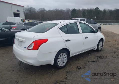 2013 Nissan Versa 1.6 S from USA, damaged, VIN 3N1CN7AP5DL888341